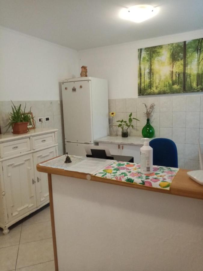 Rooms Serafin Мотовун Екстериор снимка